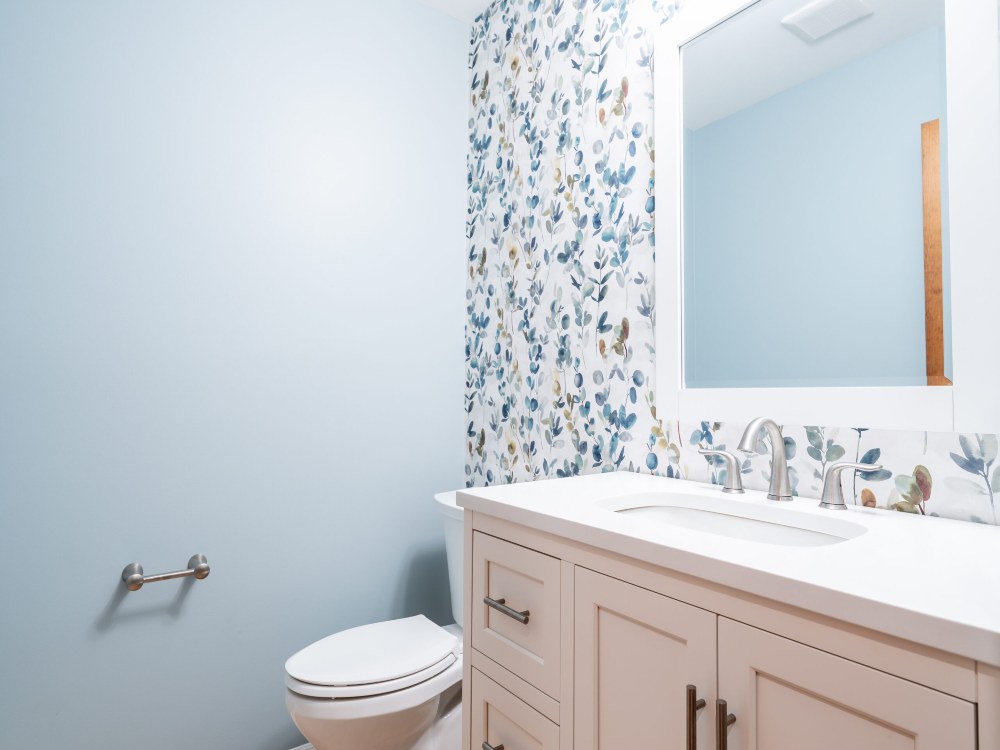 Common signs homeowners should consider a full home remodel in the Milwaukee Metro