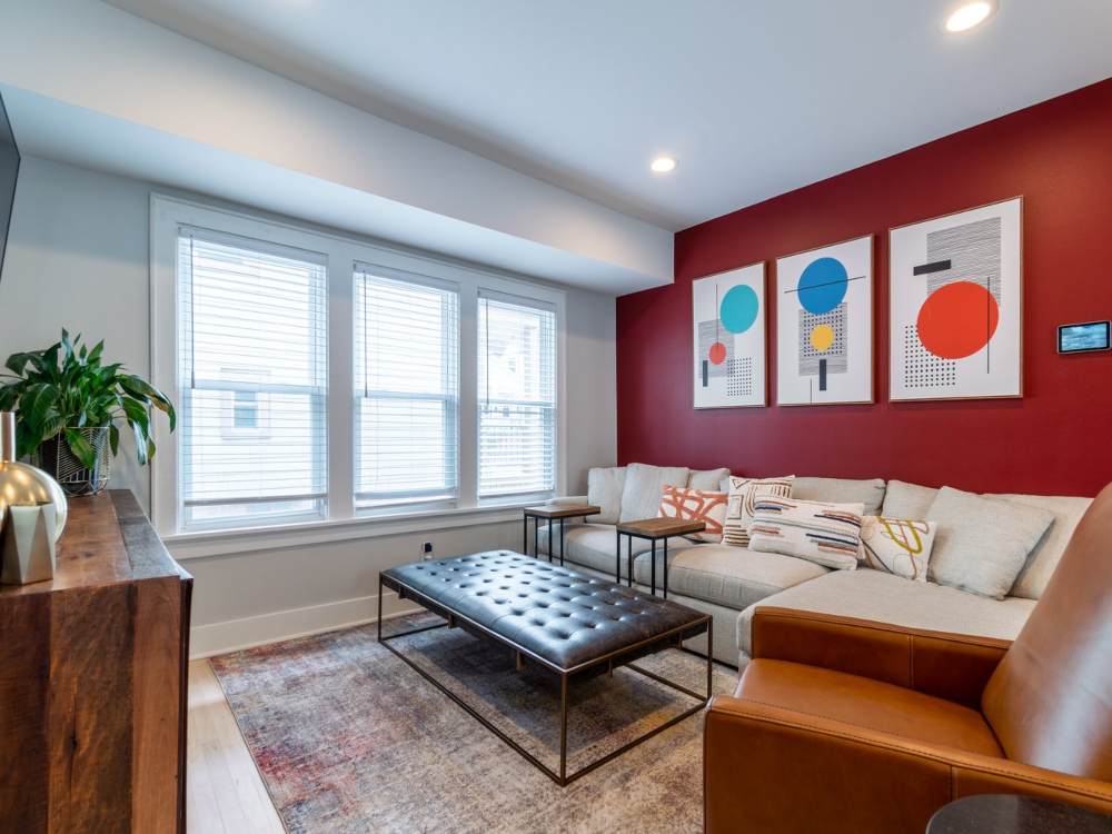 Common signs homeowners should consider a full home remodel in the Milwaukee Metro