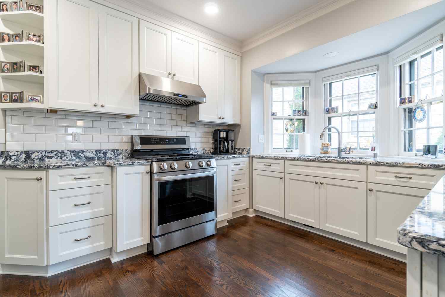Common signs homeowners should consider a full home remodel in the Milwaukee Metro